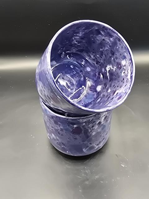 Kubek Fioletowy Wir 400 ml Kubek Fioletowy Wir 400 ml